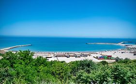 Răsărit la Mare